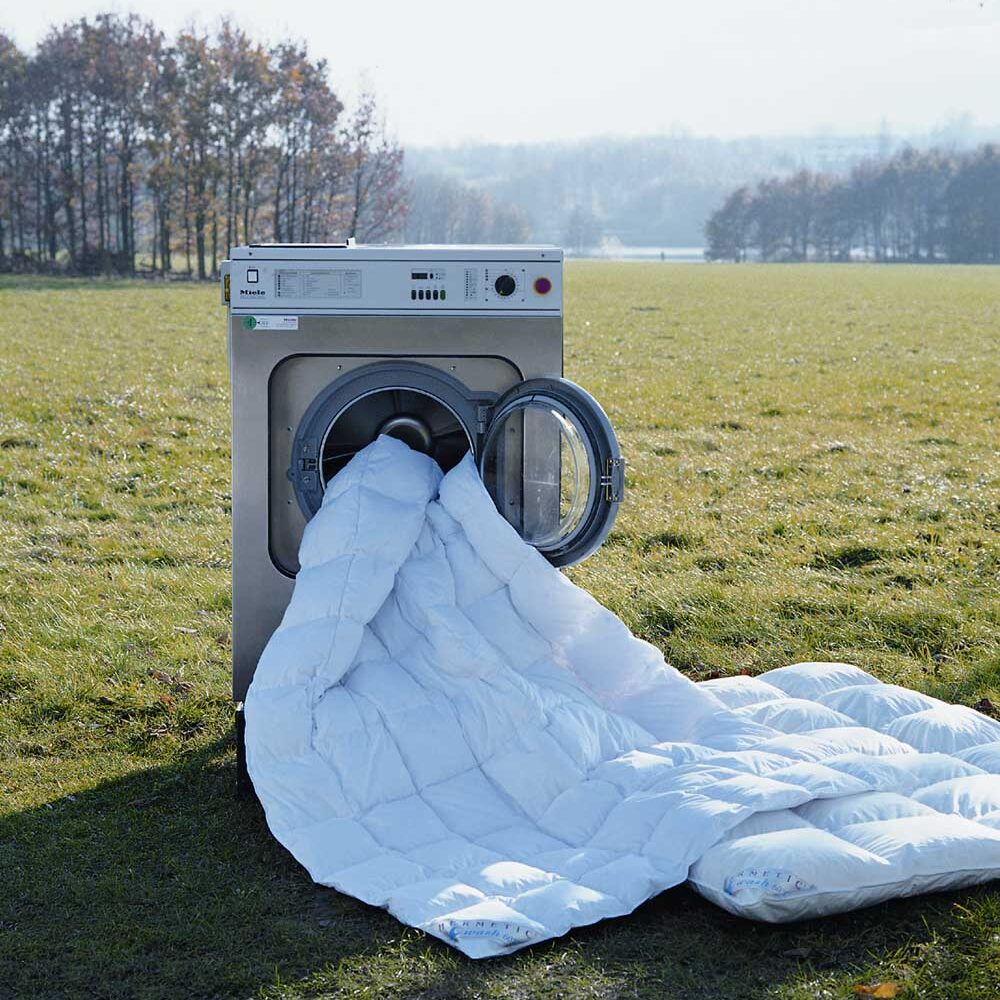 Daunen Bettdecke Touch - Ganzjahresbett leicht