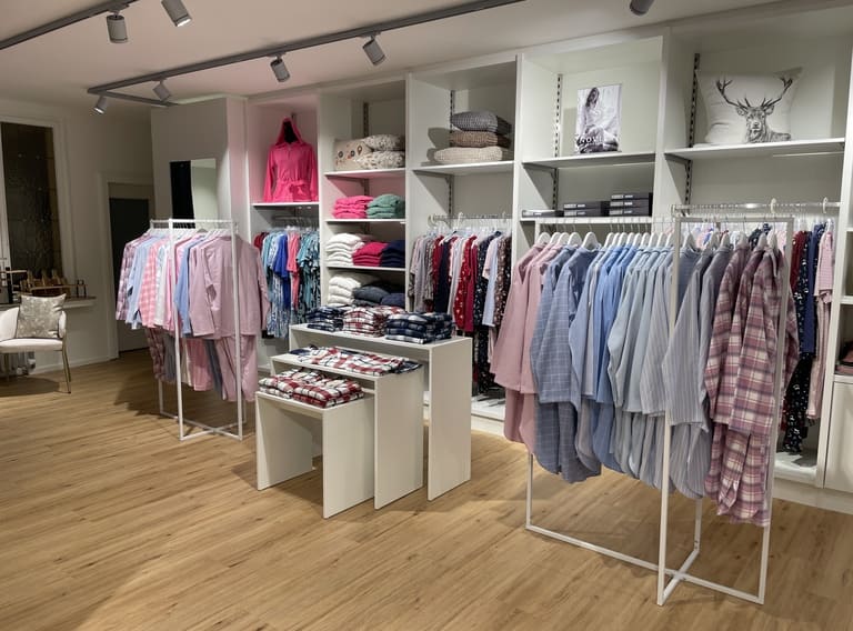 Schlafanzug für Damen und Herren von Calida und Novila- N&K Bielefelder Wäsche Aachen